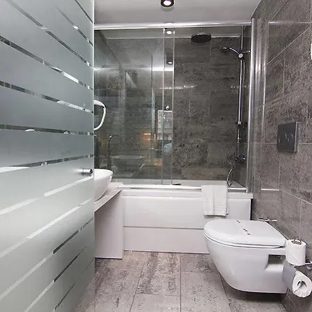 Time Mecidiyekoy Istambul